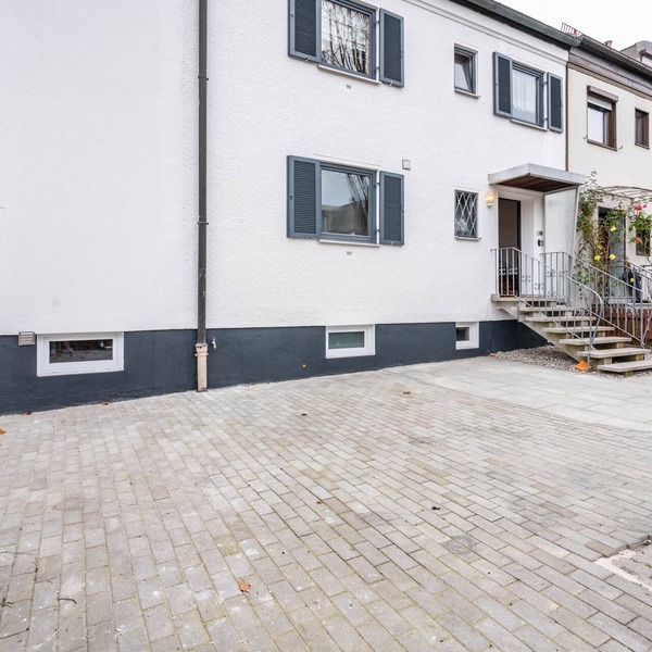 Apartment 'Munich Hideaway' with Private Garden and Balcony