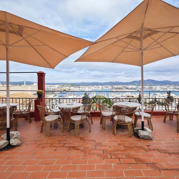 Apartment 'Navila Numero 2' with Shared Pool, Wi-Fi and Air Conditioning