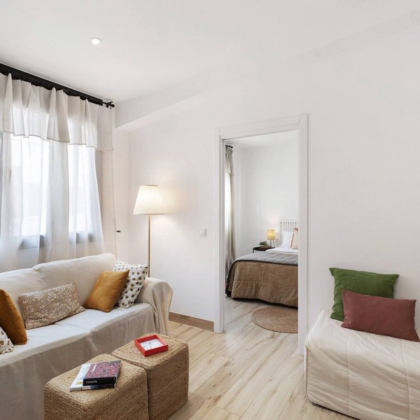 Apartment Privat Sant Celoni Montseny Barcelona with Balcony and Wi-Fi.