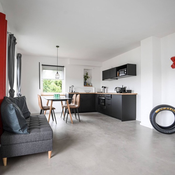Apartment-Private Bathroom-Balcony-3-Breidscheid