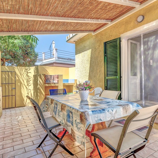 Apartment 'Stecchi Mare' with Private Terrace and Air Conditioning