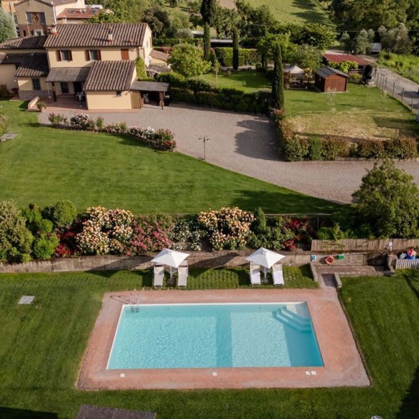 Apartment with pool and stunning landscape