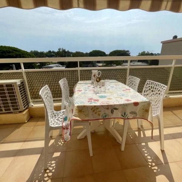 Appartement climatisé 2 pièces cabine, 4 couchages, proche plage et centre, Cavalaire-sur-Mer - FR-1-226B-171