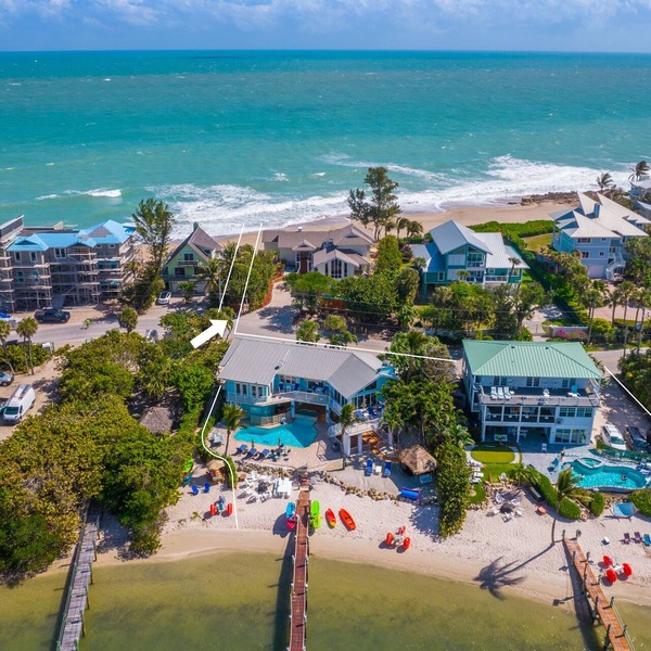 Aquarius Resort: 2 Side-by-side beach houses! 2 pools, 2 spas, 2 docks, & more!