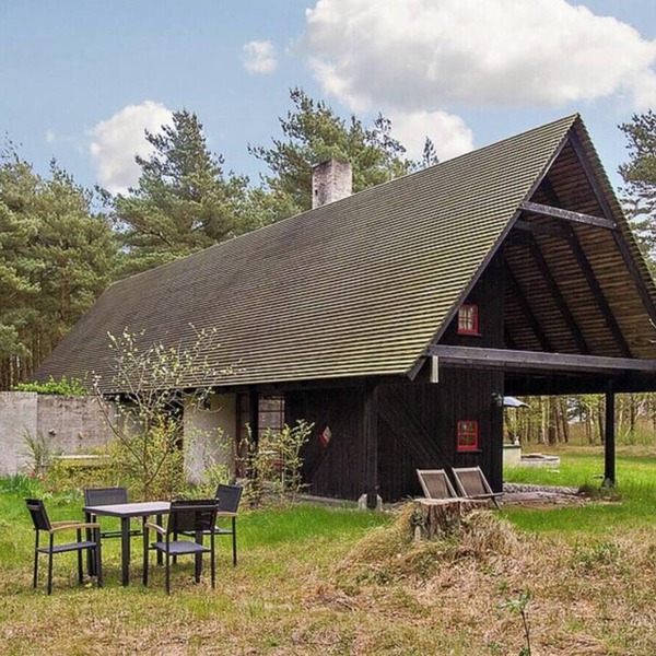 Architect-designed holiday home by the sea on Læsø