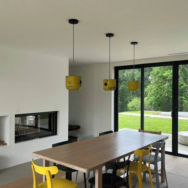 Architect-designed house between Rhune and forest