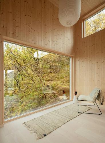 Architect Drawn Cabin With Sea View At Stokkøy