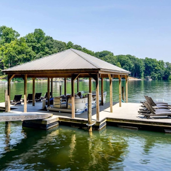 Architectural Lakefront Luxury Retreat with Private Dock near Lake Norman State Park, North Carolina