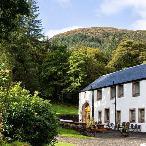 Argyll Barn - Seven Bedroom Villa, Sleeps 14