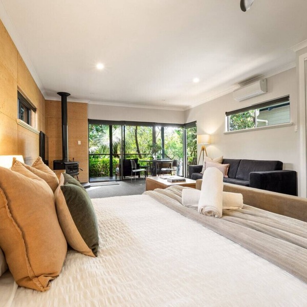 Aroha Studio | Elegant & Tranquil | Self Contained