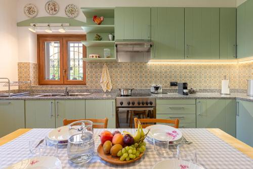Arona Cottage