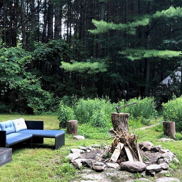 Artist Studio Retreat - a Modern Vintage 2-bedroom cottage in the Catskills