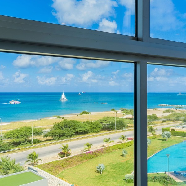 Aruba Ocean Front Condo 3 Bed 3 Bath Eagle/Palm Beach.