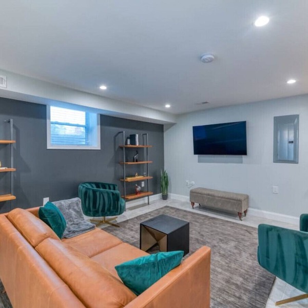 Ash Abode - Free Secured Parking