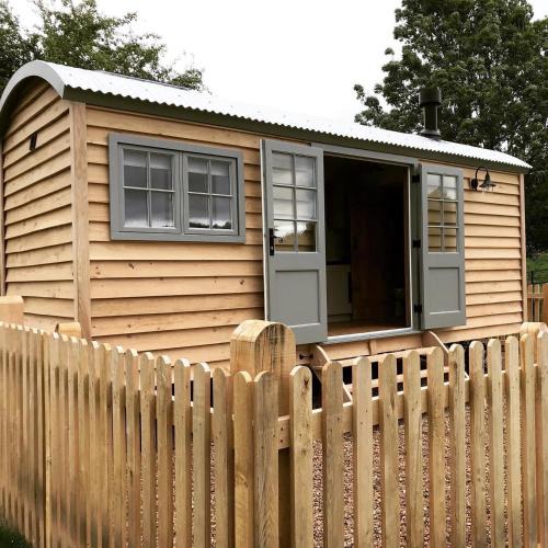 Astwell Mill Luxury Shepherds Hut