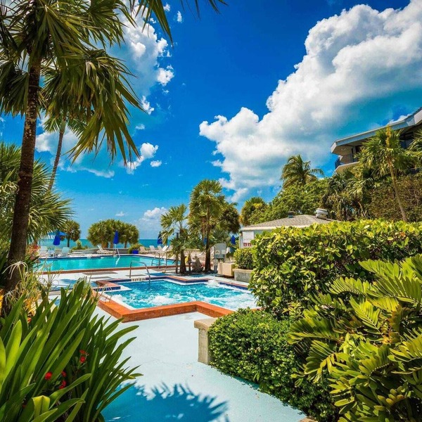 Atlantic Paradise by Avantstay Great Location w/Balcony, Outdoor Dining & Shared Pool & Hot Tub!
