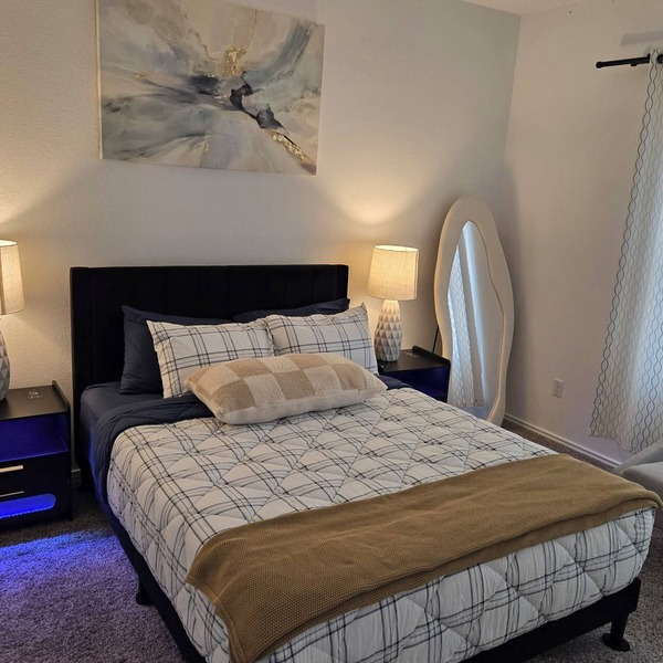 Attached 1 Bedroom Private Suite