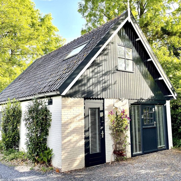 Authentic, attractive house. Nearby Amsterdam, Enkhuizen, Volendam 4 pax