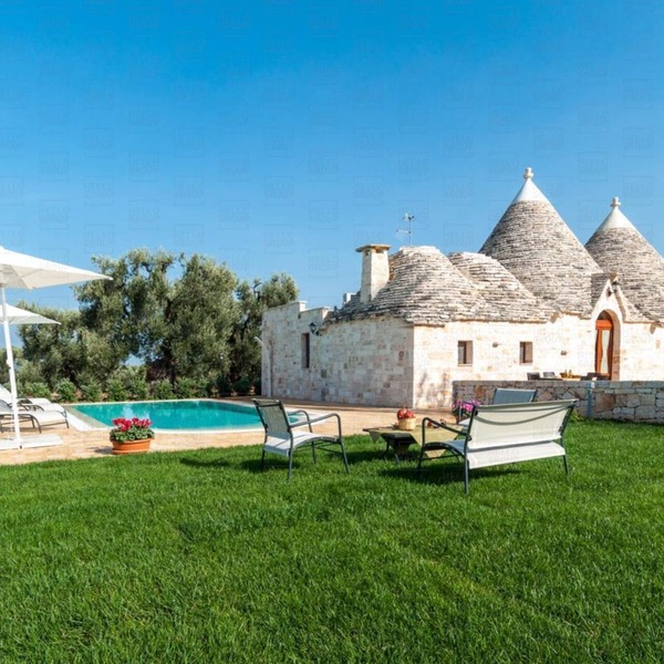 Authentic historic Trullo with pool