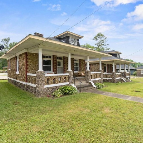 AV Bungalows #4