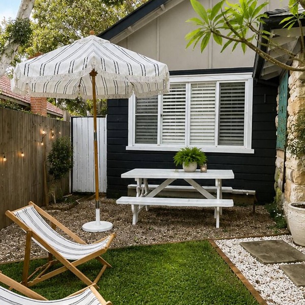 Avalon Beach Coastal Cottage Near Beach & Shops