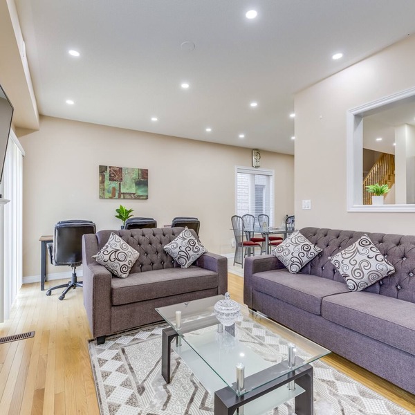 AVID Vacation Palace in Castlemore,Brampton
