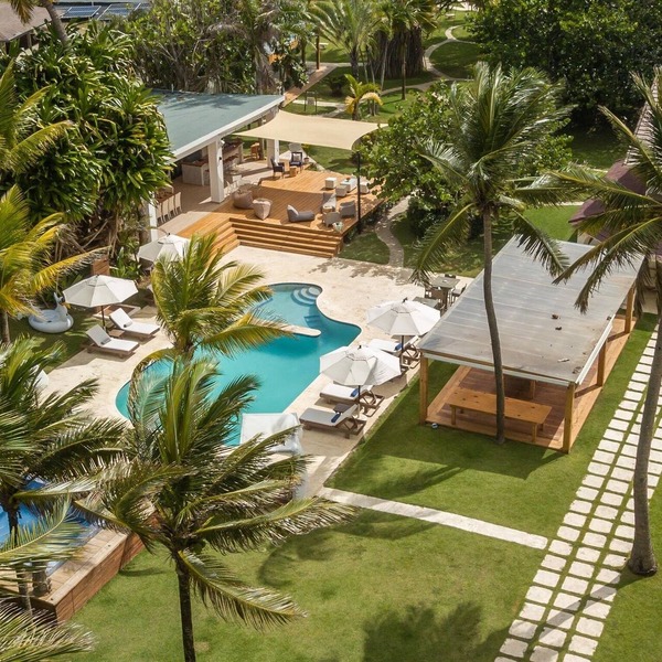 Award-Winning Beachfront Villa Sleeps 28 Full Staff Pool Spa Private Beach