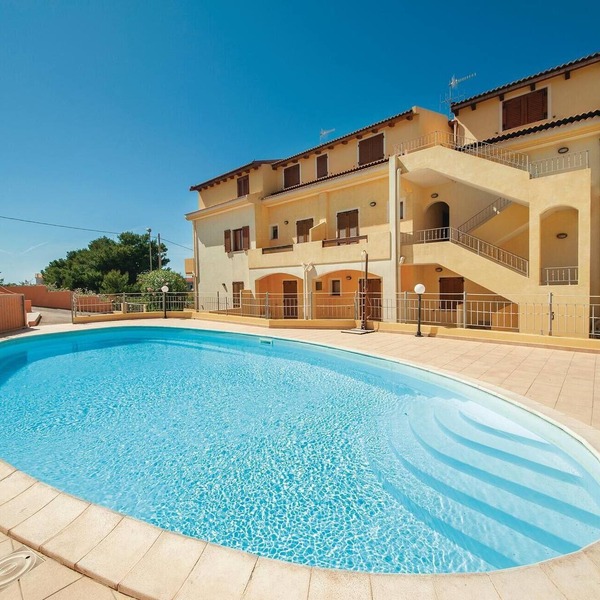 Awesome apartment in Castelsardo SS with outdoor swimming pool