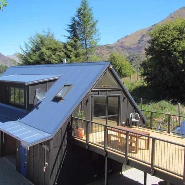 Awesome Arthurs Point Barnhouse
