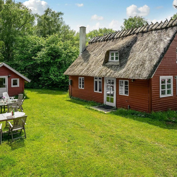 Awesome home in Bogense with kitchen
