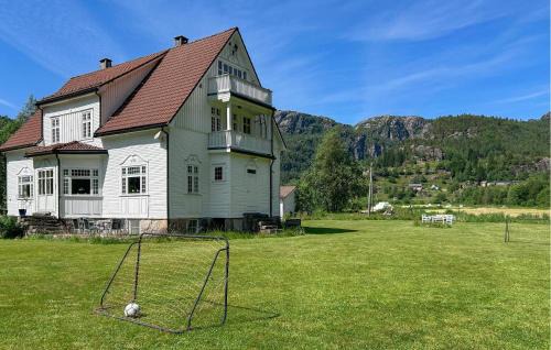 Awesome Home In Omlid With House A Mountain View