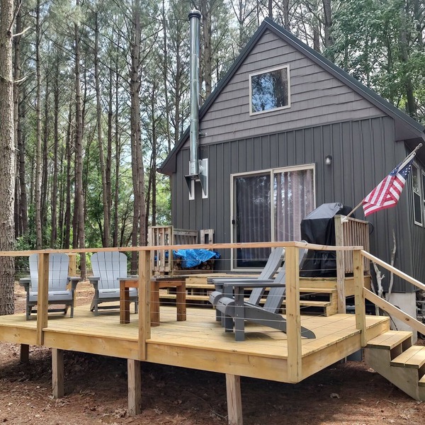 Awesome private off grid cabin with creek view.