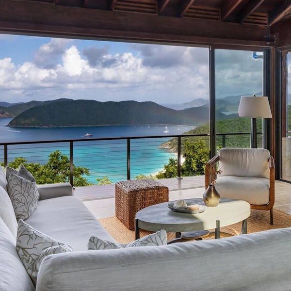 Azure Vista Villa: Serene Luxury with Breathtaking Views