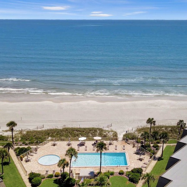 B207 Oceanfront Townhome at Crescent Beach, St. Augustine, B207: Shore Beats Work
