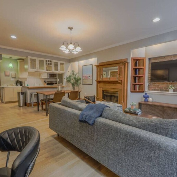 Back Bay 2Bed 2Bath w/Patio!