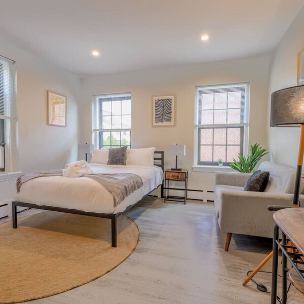 Back Bay Stylish Studio