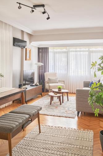 Bagdat Avenue Apartment, Near Kalamis Marina