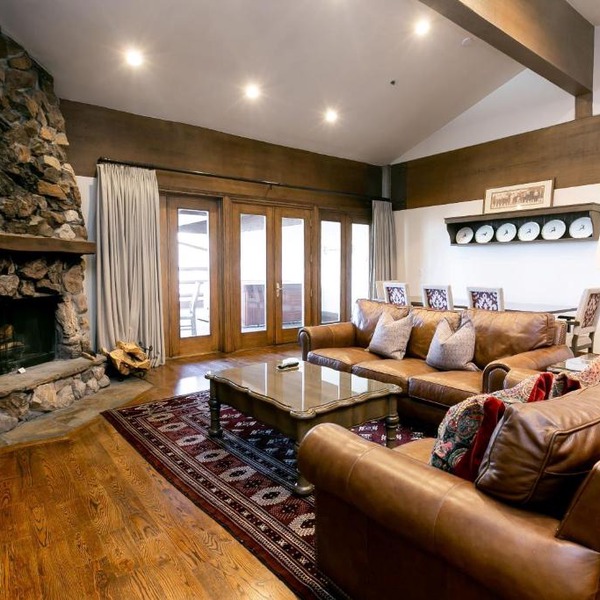 Bald Eagle Two Bedroom apartment hotel