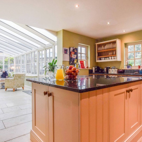 Barebones Farm - sleeps 14 guests in 7 bedrooms