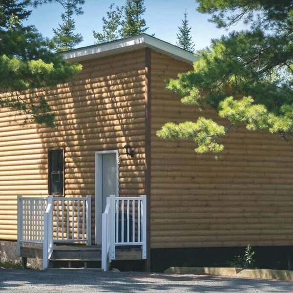 Bass Bay Cabin - Lakewood Park Cabins