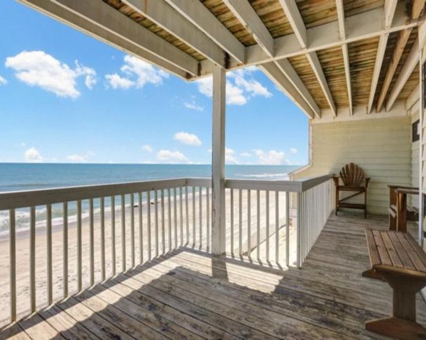 Beach Blanket - Spacious condo with Private beach access and resort amenities! condo