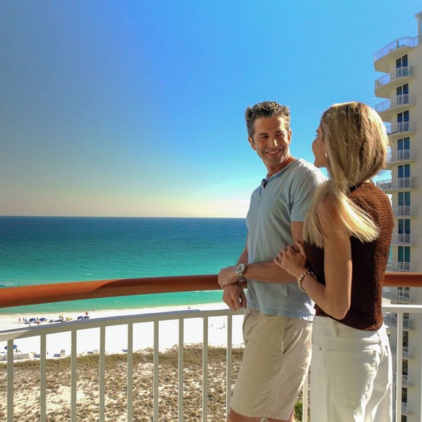Beach Colony West 11C Gulf-Front 3BD/3BA w/Beach Service + Sleeps up to 8
