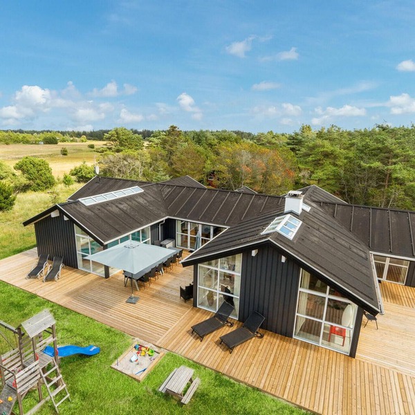 Beach front home in ålbæk with sauna