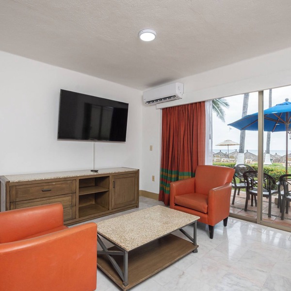 Beach Front Villa Diamante at Tesoro Ixtapa