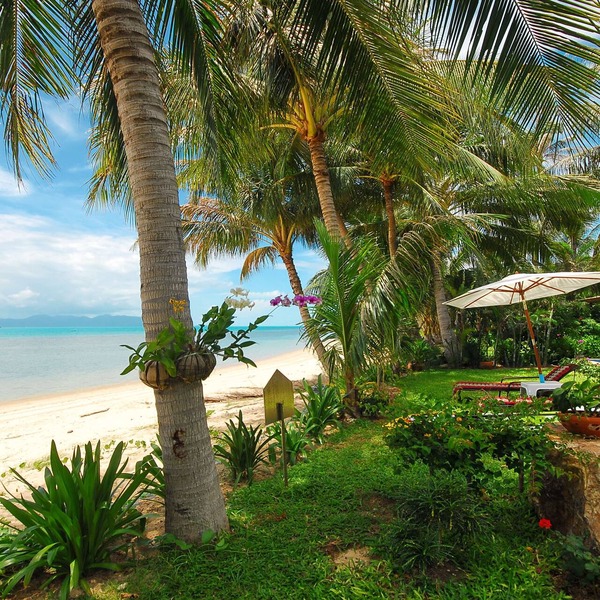 Beach Front Villa with private pool