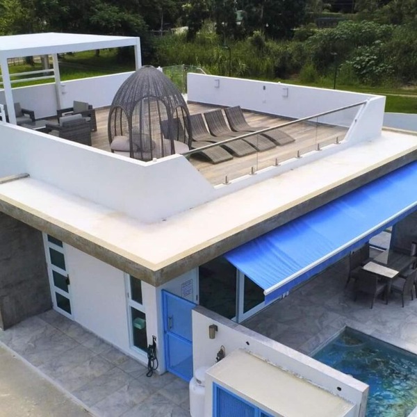 Beach house w/private pool, unit BLUE, full A/C, WiFi, kayaks
