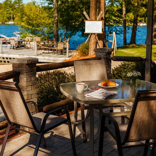Beachfront | 10mi to TC | Pontoon Rental l Sauna