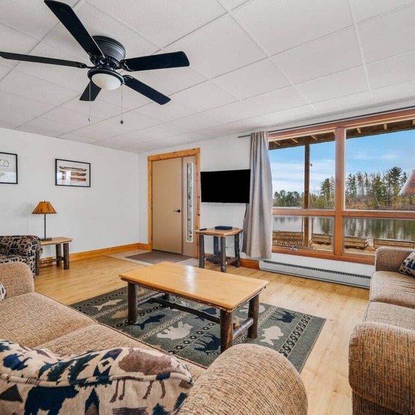 Beachfront | 10mi to TC | Pontoon Rental l Sauna