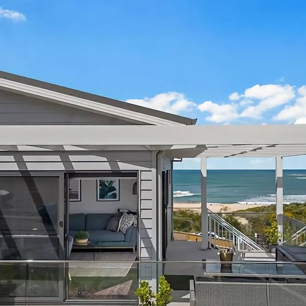 Beachfront Studio Surf Side