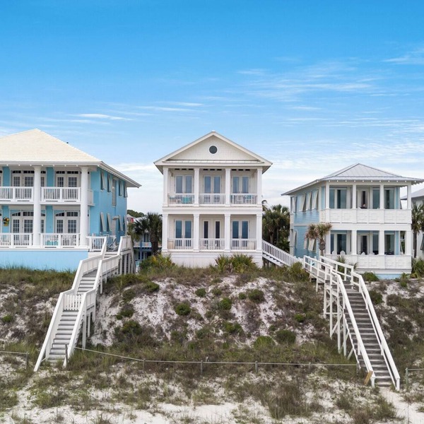 BeachFront Home + Guest Home, Private Pool & Beach